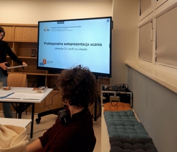 att._9y52z-djKvKysEDLw-FU0BKnCALXYiMgyW-i1yHwuU(1)