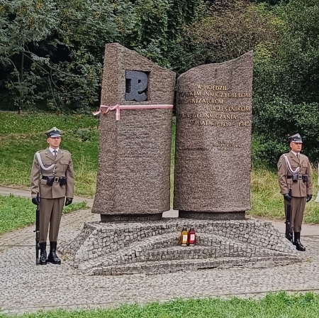 Delegacja ZSP na obchodach 86. rocznicy wybuchu II wojny światowej