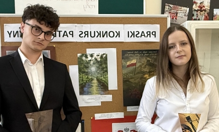 Uczniowie Poligrafa triumfują w Praskim Konkursie Patriotycznym