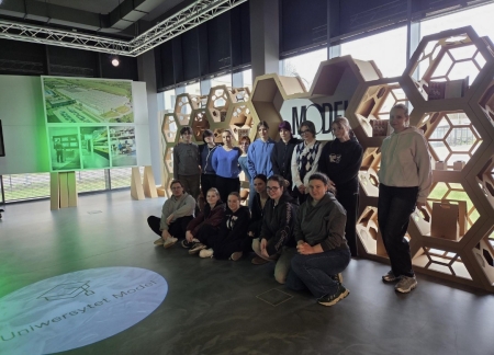 Uczniowie z wizytą w przedsiębiorstwie Model